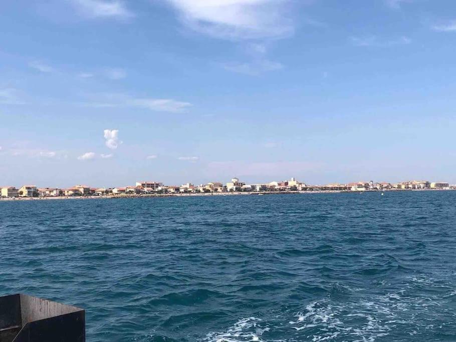 Apartment T2 Neuf + Piscine, 5 Mn A Pied Des Plages